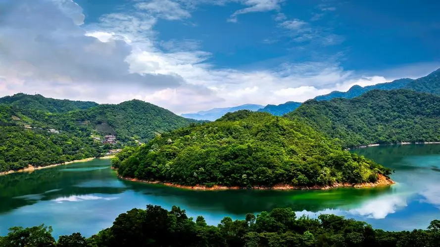 绿色高端精密